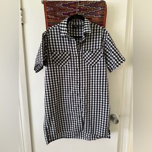Gingham Dress 🖤🤍